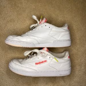 Reebok colorful sneakers. In size 6.5.